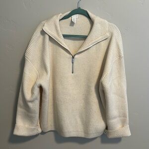 H&M cream chunky knit 1/4 zip. Oversized. Women’s large